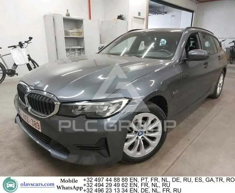 2022 BMW 320