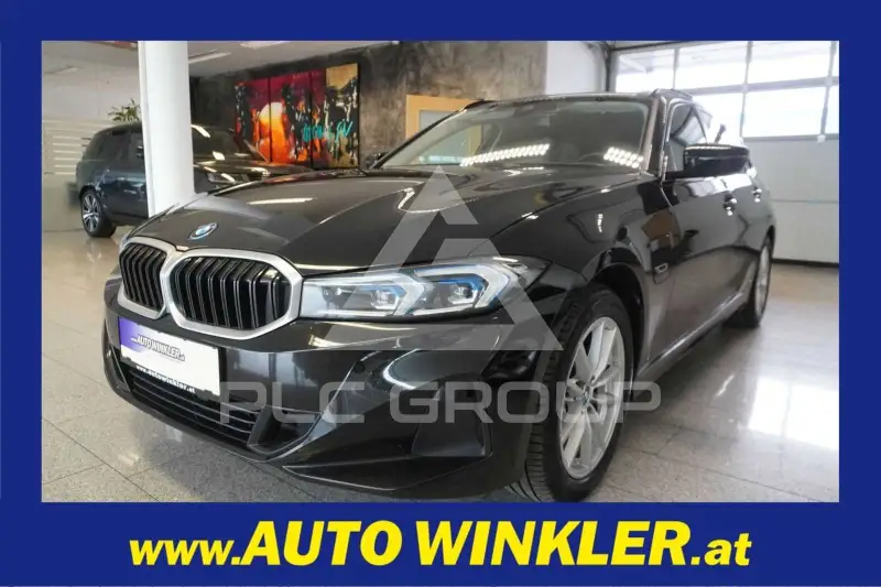 2022 BMW 320