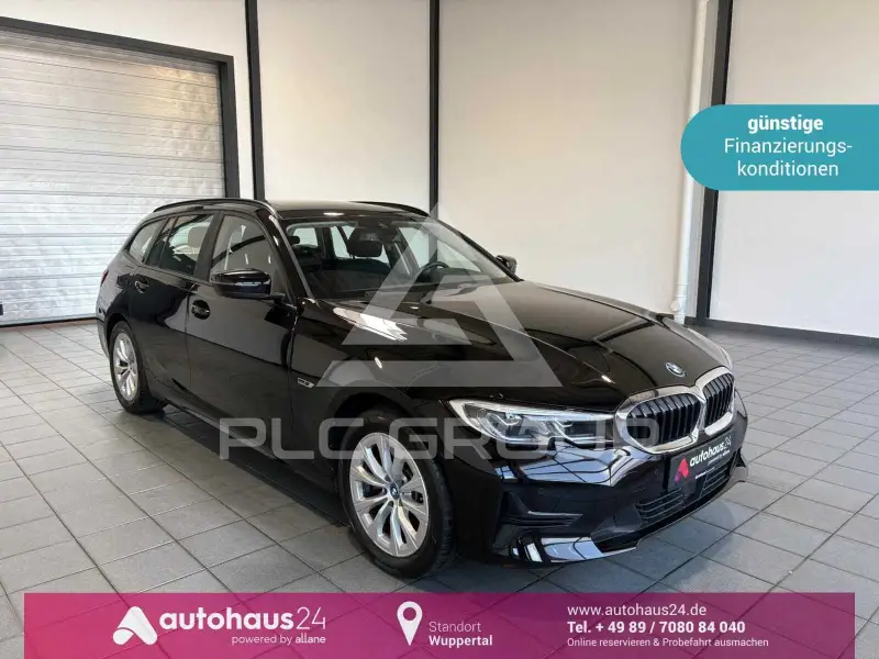 2022 BMW 320
