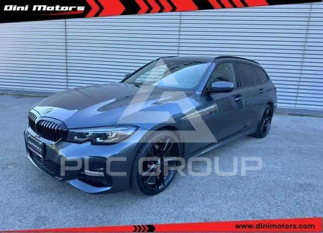 2022 BMW 320