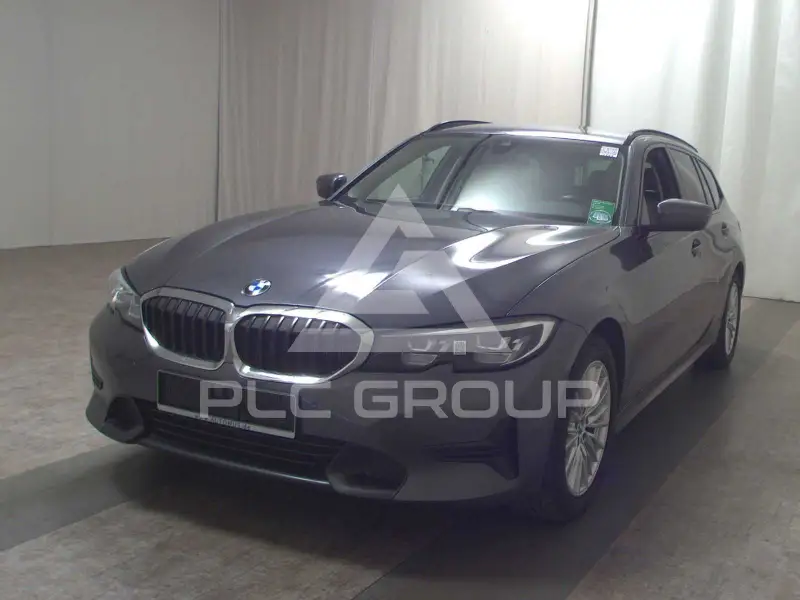2022 BMW 320