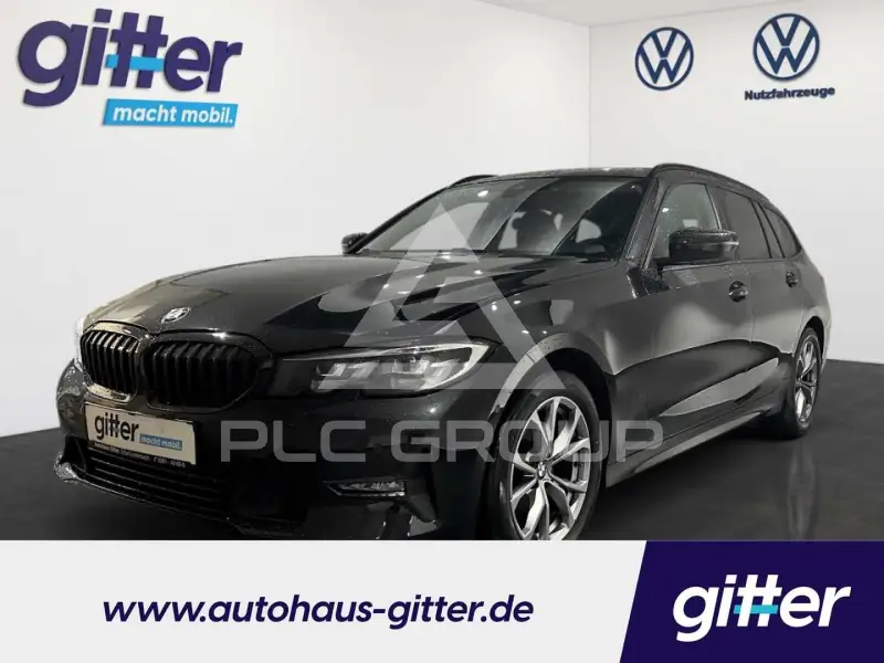 2022 BMW 320