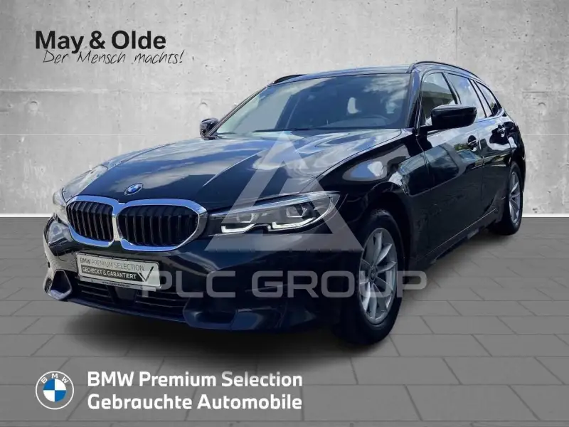 2022 BMW 320