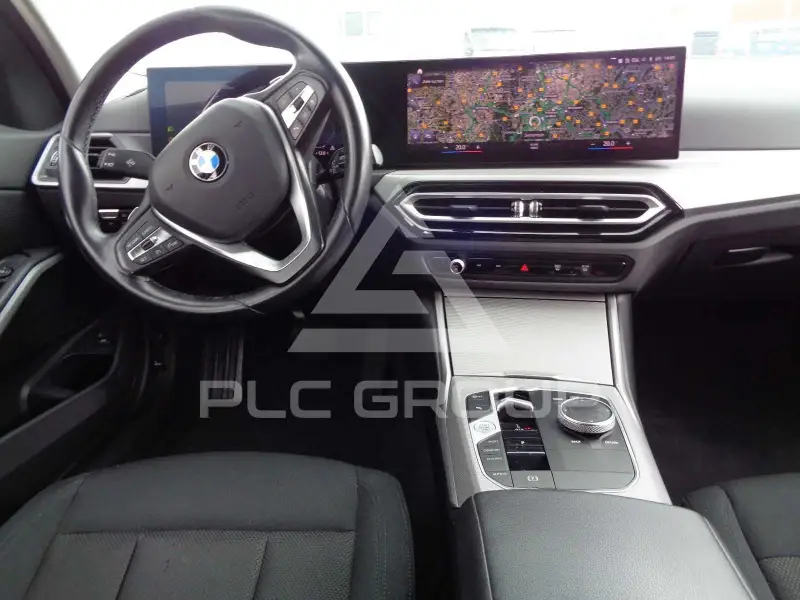 2022 BMW 320