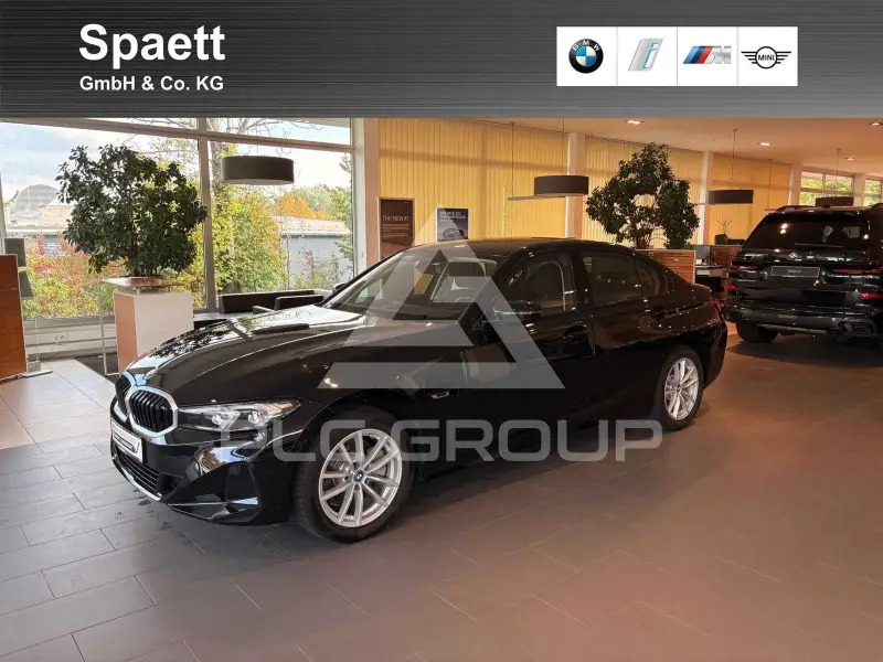 2022 BMW 330