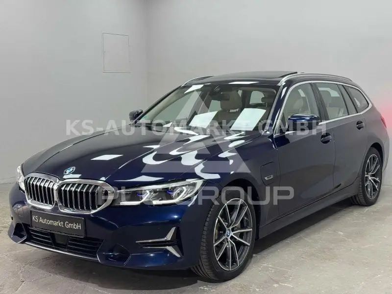 2022 BMW 330
