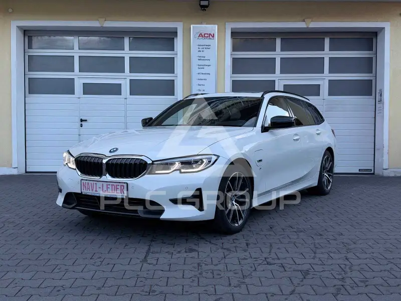 2022 BMW 330