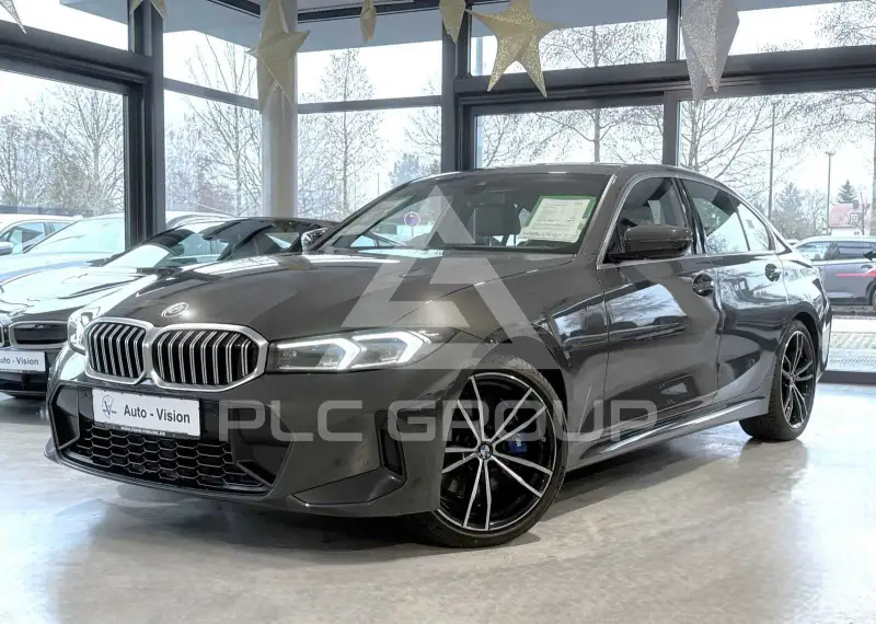 2022 BMW 330
