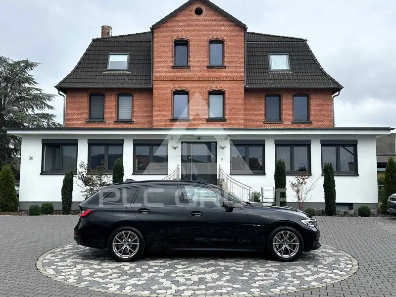 2022 BMW 330