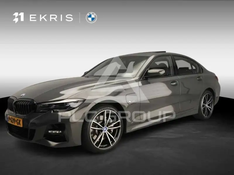 2022 BMW 330