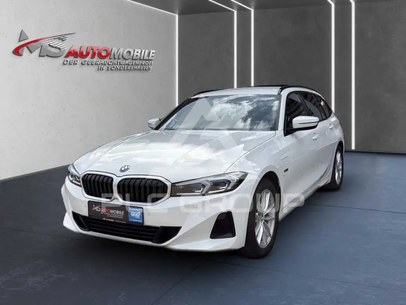 2022 BMW 330