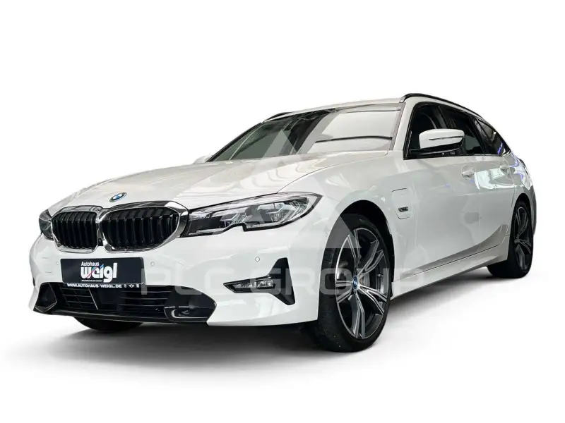 2022 BMW 330