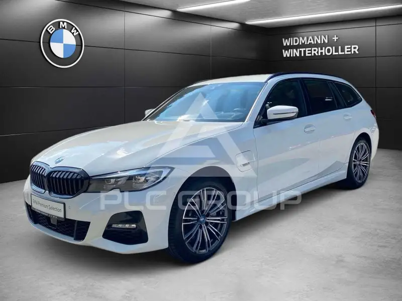 2022 BMW 330