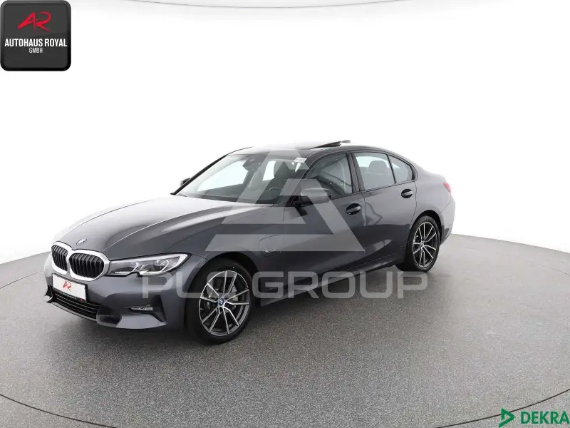 2022 BMW 330