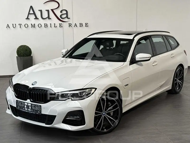 2022 BMW 330