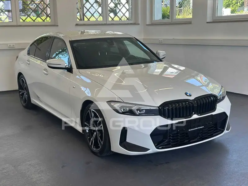 2022 BMW 330