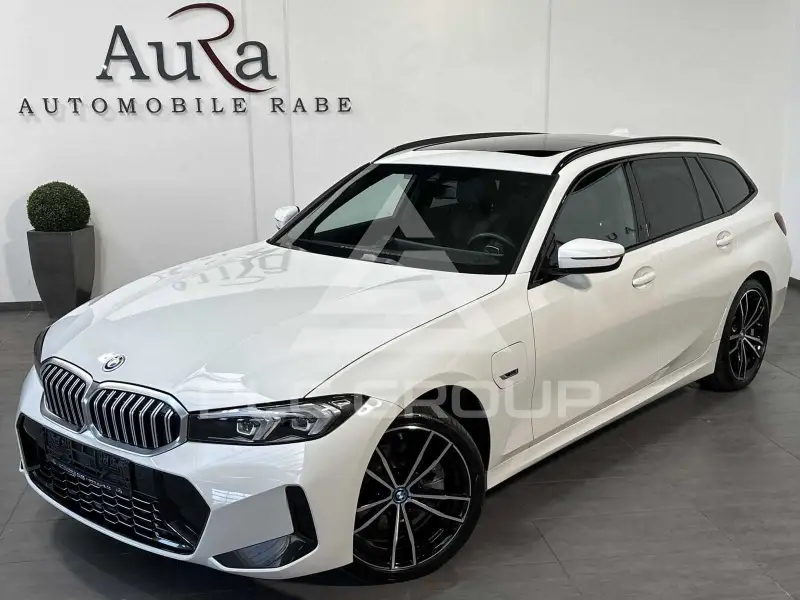 2022 BMW 330