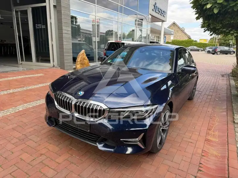 2022 BMW 330