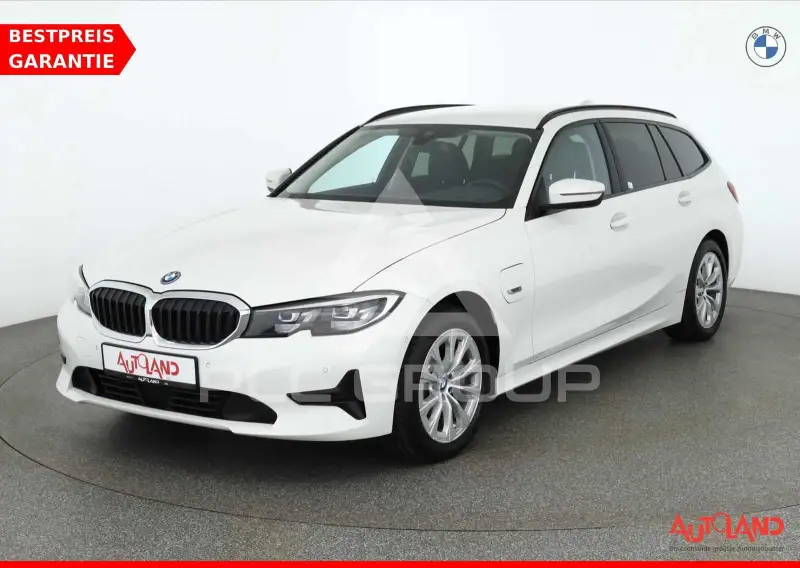 2022 BMW 330