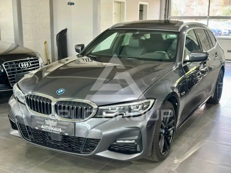 2022 BMW 330