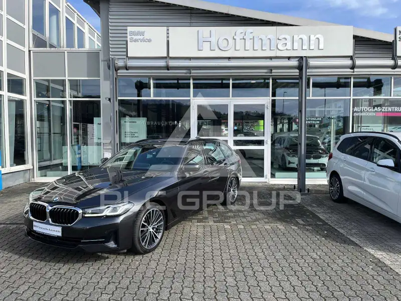 2022 BMW 540