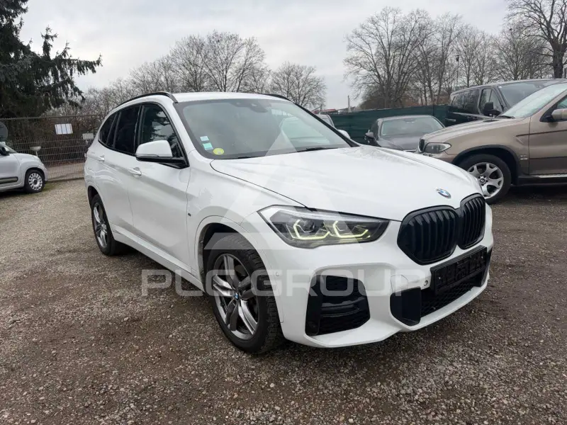 2022 BMW X1