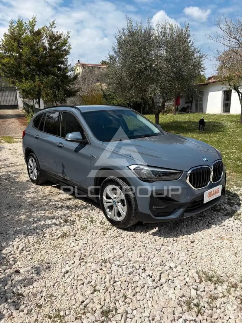2022 BMW X1