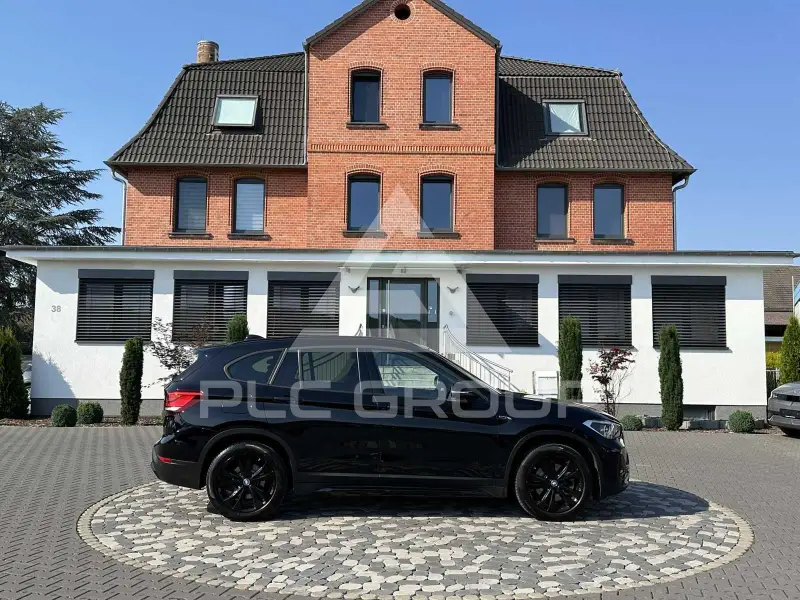 2022 BMW X1