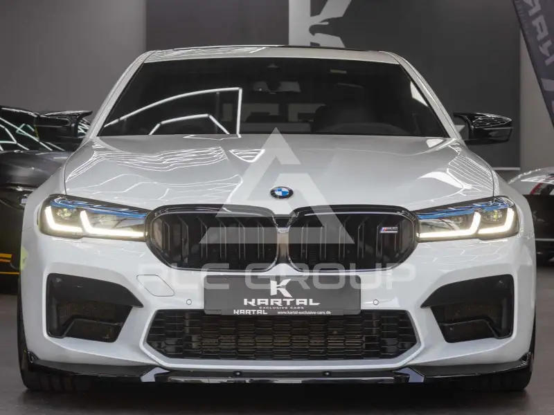 2022 BMW M5
