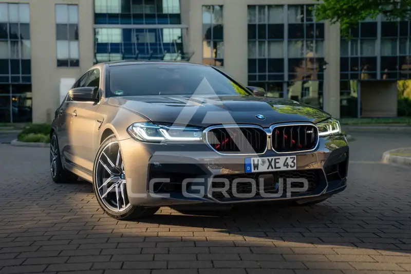 2022 BMW M5