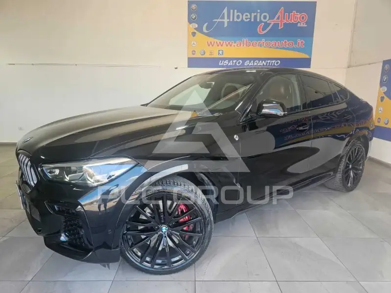 2022 BMW X6