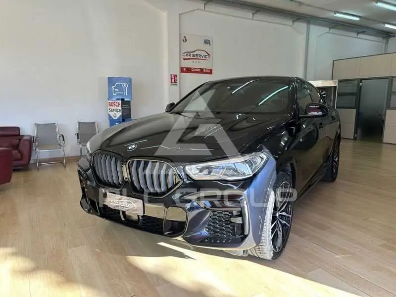 2022 BMW X6