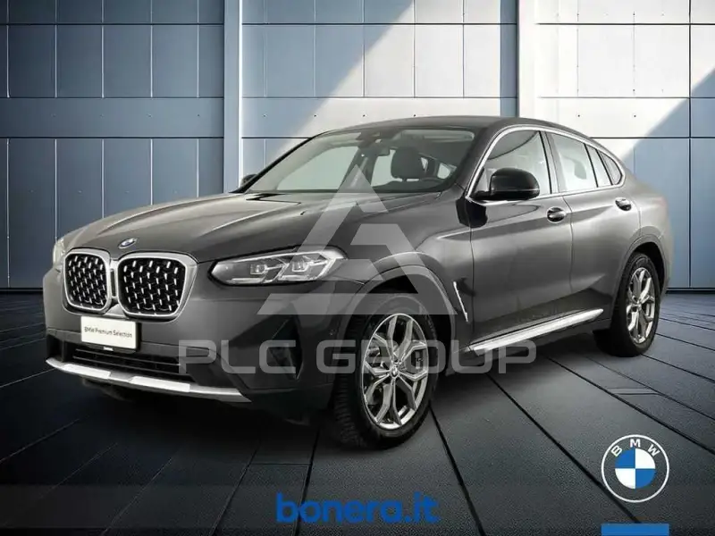 2022 BMW X4