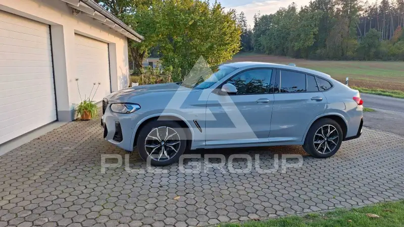 2022 BMW X4