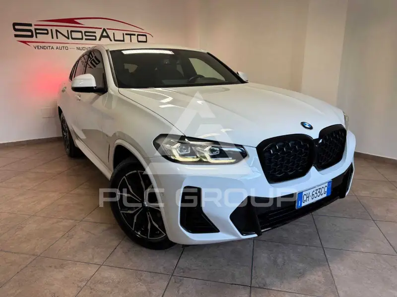 2022 BMW X4