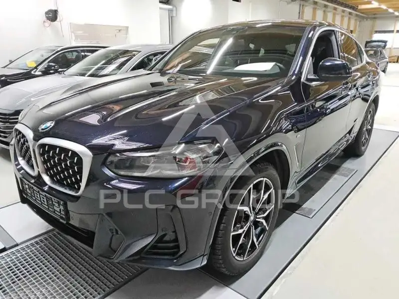 2022 BMW X4