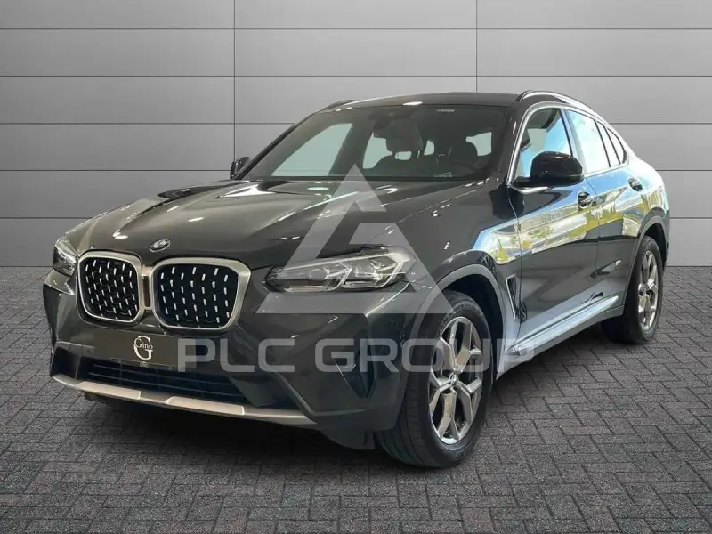 2022 BMW X4