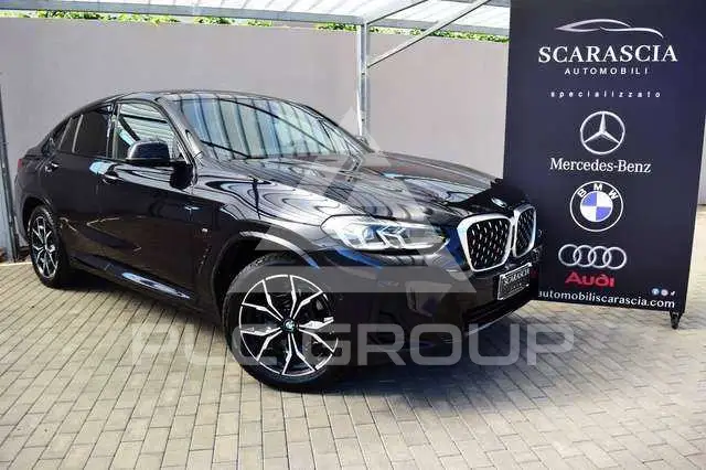 2022 BMW X4