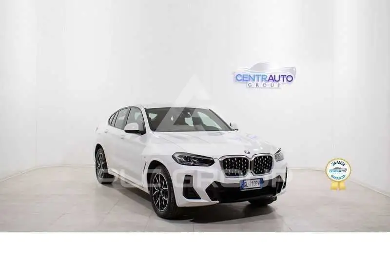 2022 BMW X4