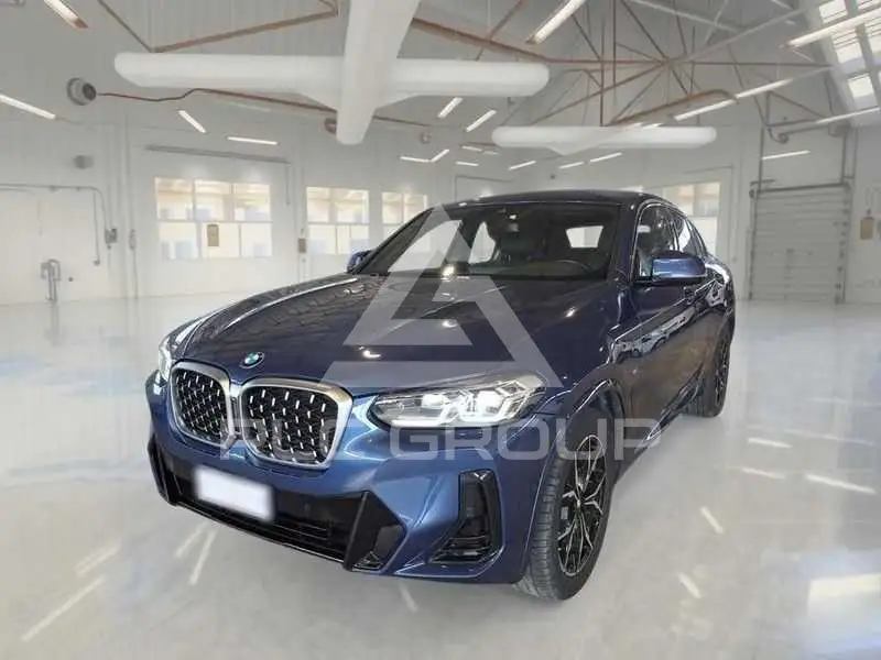2022 BMW X4