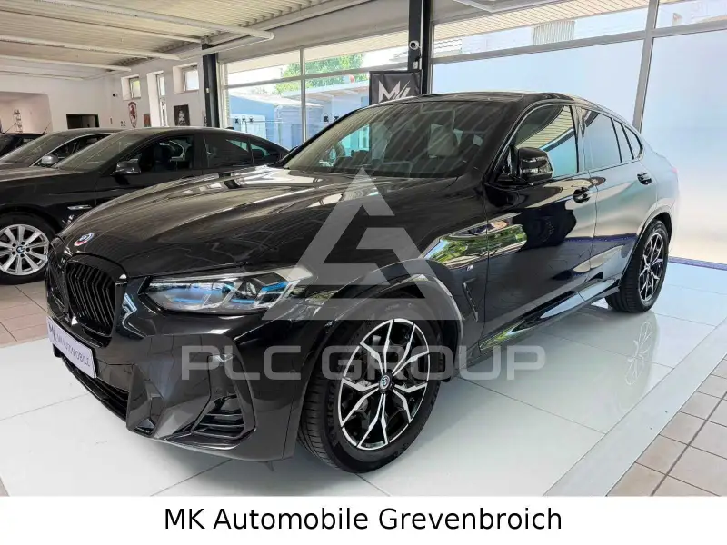 2022 BMW X4