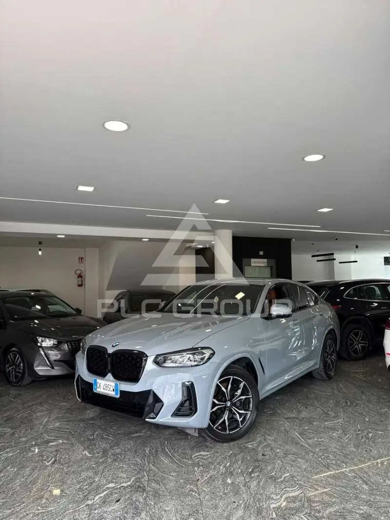 2022 BMW X4