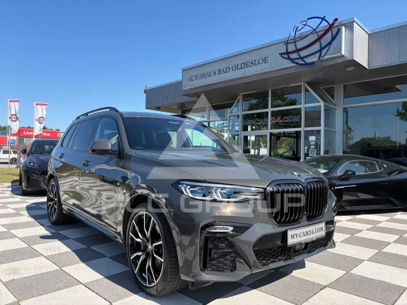 2022 BMW X7