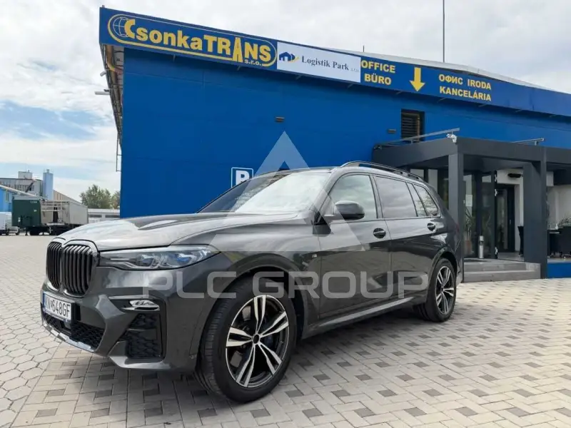 2022 BMW X7