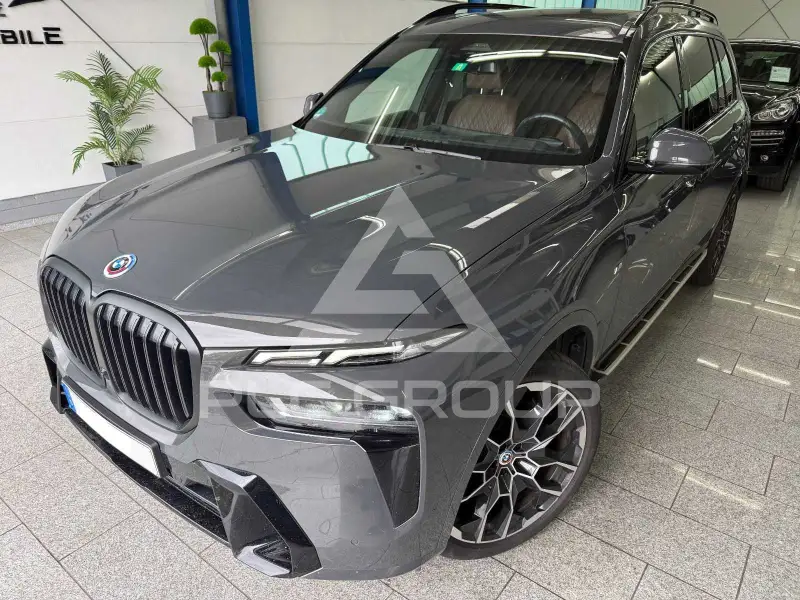 2022 BMW X7