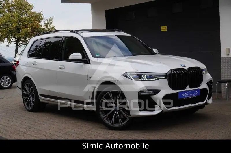 2022 BMW X7