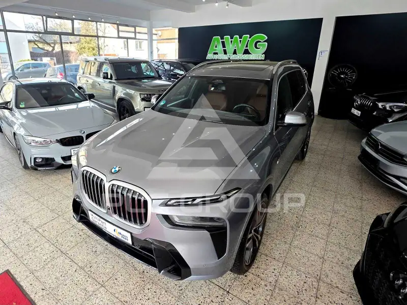 2022 BMW X7
