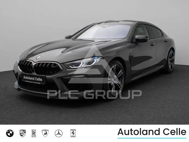 2022 BMW M8