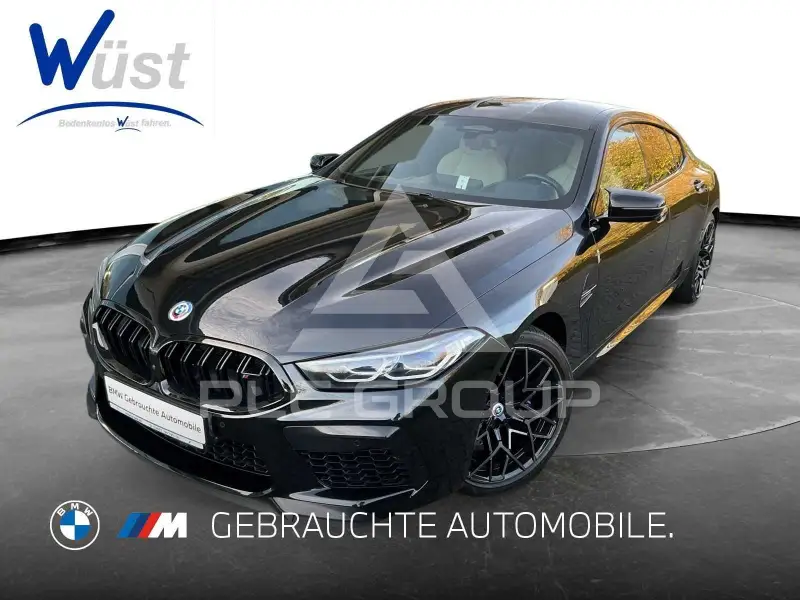 2022 BMW M8