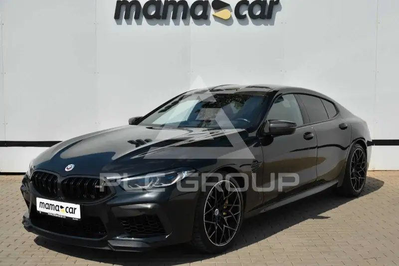 2022 BMW M8